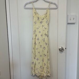 Aritzia Sundeh Women's Yellow Floral Midi Dress
